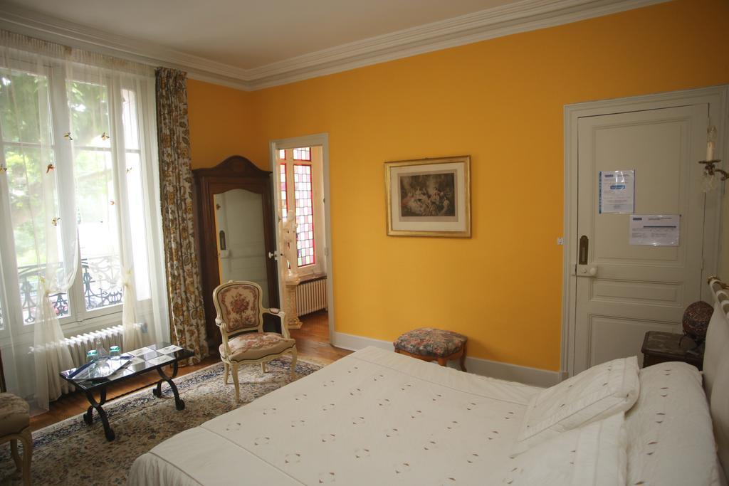 Bed & Breakfast La Cabane Du Canada *